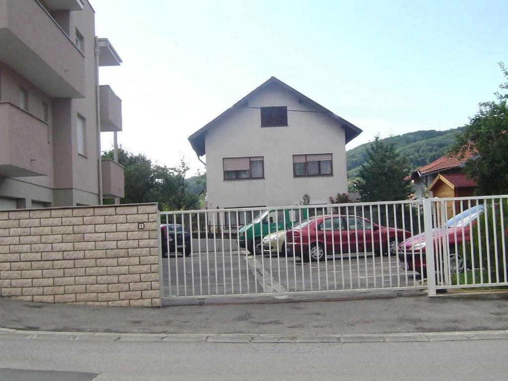 Apartmani Almica Zagreb Exteriör bild