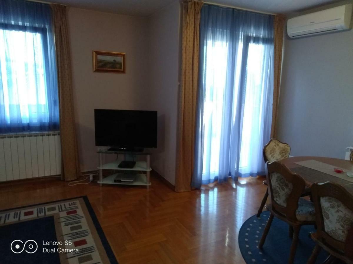 Apartmani Almica Zagreb Exteriör bild